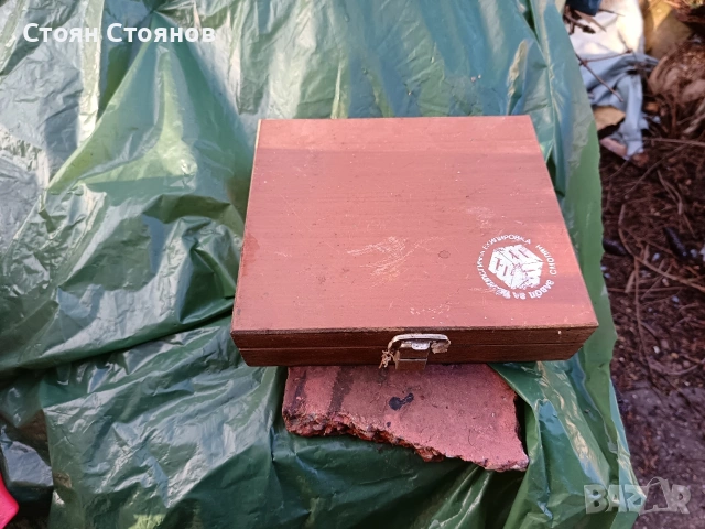 Инструменти за дърводелска фреза , снимка 4 - Куфари с инструменти - 53444110