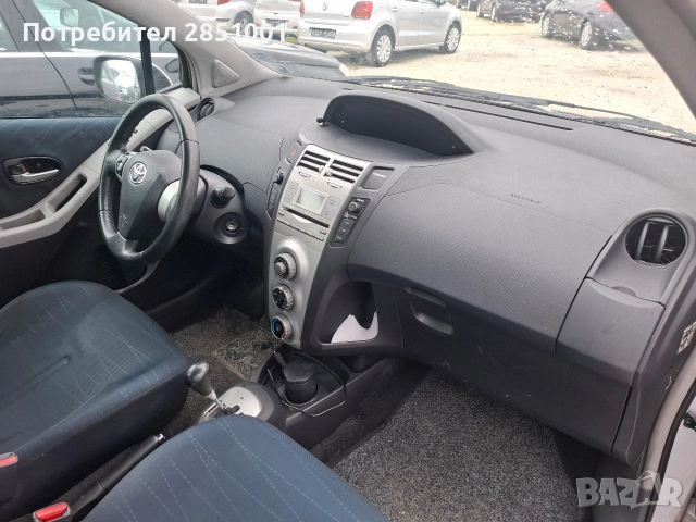 Тойота Ярис 1.4 D4D,Автомат, снимка 7 - Автомобили и джипове - 53425920