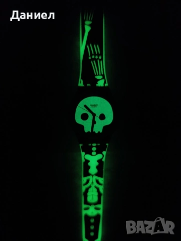 Часовник Swatch James Bond 007, снимка 8 - Антикварни и старинни предмети - 53239047