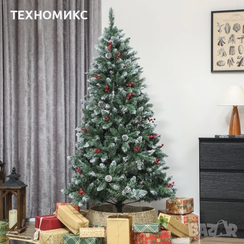 Изкуствена коледна елха декорирана с шишарки и горски плодове, зелена,