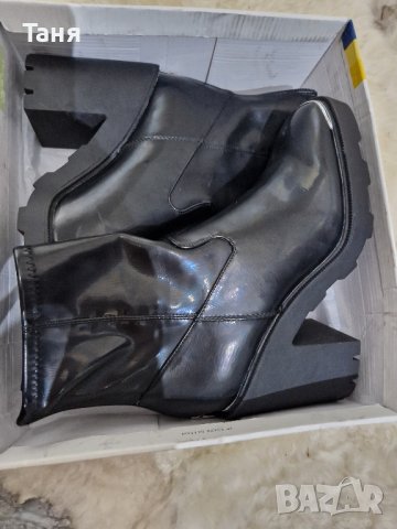 Марка Office боти,страхотни от  еко кожа, снимка 2 - Дамски боти - 43886857