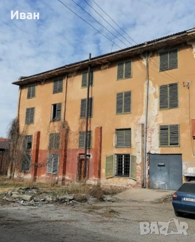 Сграда, 4 етажа 400кв. + двор 1700кв. асансьор. Промишлена зона град Лом 📞 0897955911, снимка 4 - Производствени сгради - 52512408