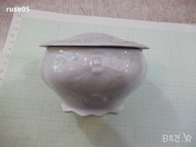 Купичка с капак порцеланова, снимка 3 - Други ценни предмети - 28870127