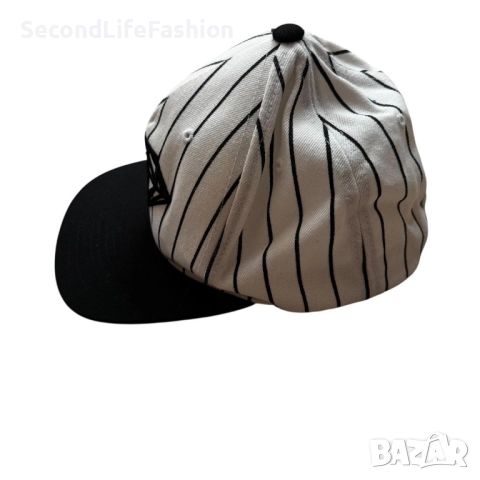 Шапка с козирка Diamond Supply Brilliant регулируема бяло и черно, снимка 2 - Шапки - 52815622