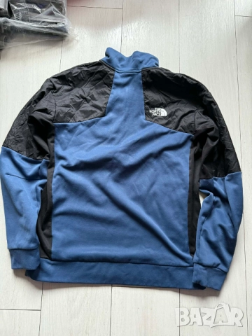  The North Face суитчър-оригинален, снимка 2 - Спортни дрехи, екипи - 52895846