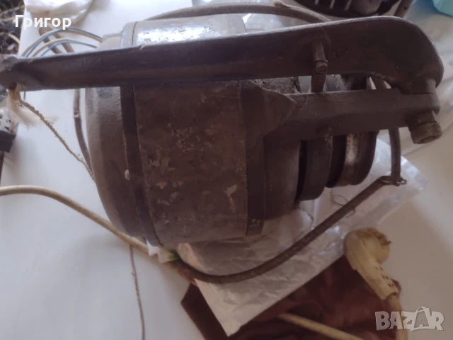 Продавам електромотори от шевна машина, снимка 6 - Електродвигатели - 45210395