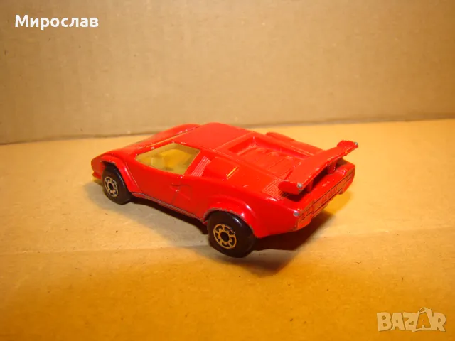 1:56 MATCHBOX LAMBORCHINI COUNTACH МОДЕЛ КОЛИЧКА ИГРАЧКА, снимка 4 - Колекции - 48996128