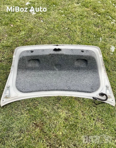 Заден капак БМВ E92 BMW, снимка 3 - Части - 53158909