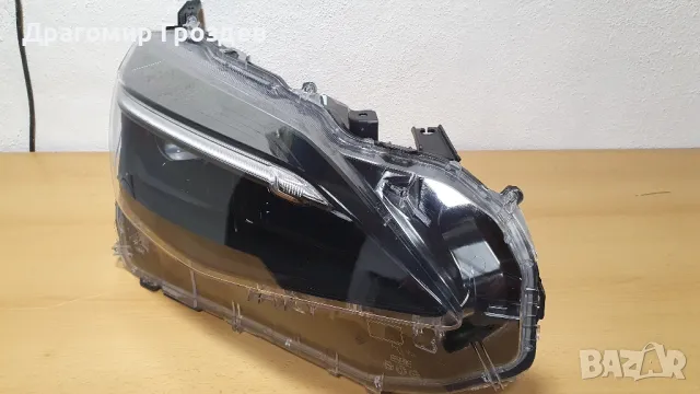 Оригинален десен фар за Toyota Yaris Cross / Тойота Ярис крос (след 2021г), снимка 5 - Части - 50065217