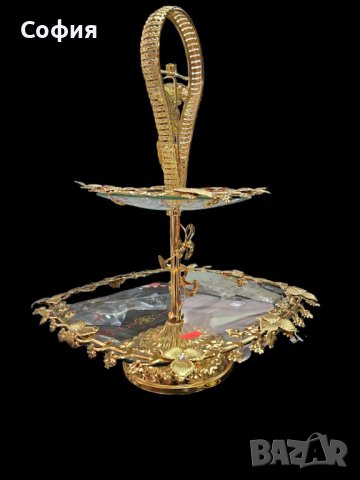 Луксозна двуетажна декорация в златисто със стъклени основи, снимка 4 - Декорация за дома - 43018545