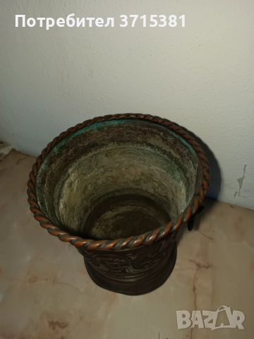 Медна кашпа. , снимка 4 - Антикварни и старинни предмети - 52907746