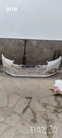 предна броня и решетка пежо208, снимка 2 - Части - 51923090