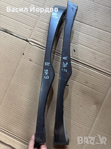 Лайсна под фара за бмв е46 / лява и дясна лайсна под фара / 51.13 7 030