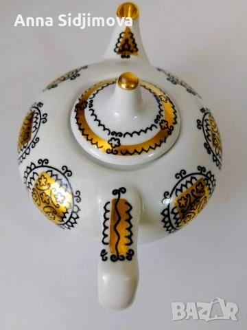 Руски порцелан чайник, снимка 3 - Антикварни и старинни предмети - 51293847