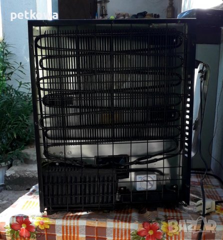 Малка хладилна витрина, снимка 3 - Хладилници - 38433709