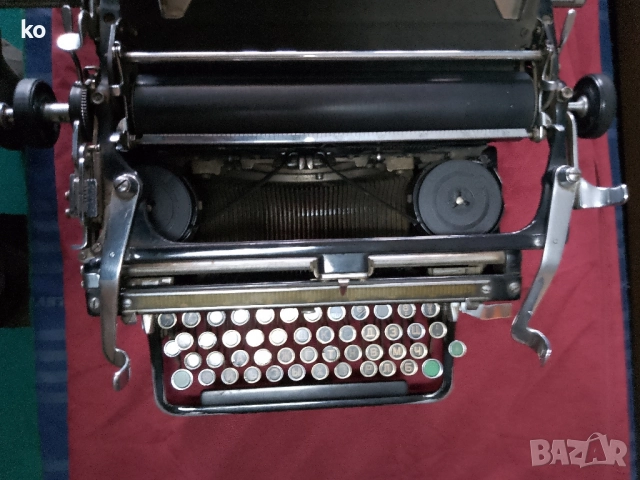 Пишеща машина Continental , снимка 5 - Антикварни и старинни предмети - 52565649