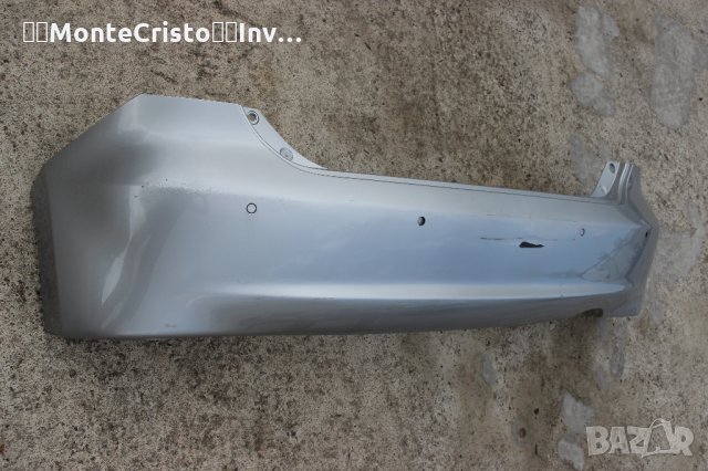 Задна броня Honda FRV с отвори за парктроник / Хонда FR-V, снимка 2 - Части - 33623032