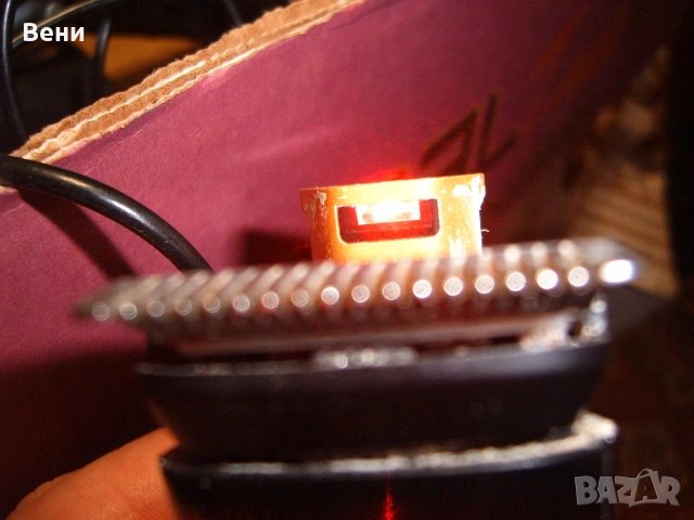 Самобръсначка и тример за брада, снимка 11 - Електрически самобръсначки - 53221532