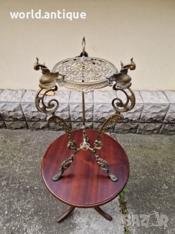 Страхотна антикварна френска бронзова масичка , снимка 3 - Антикварни и старинни предмети - 52138923