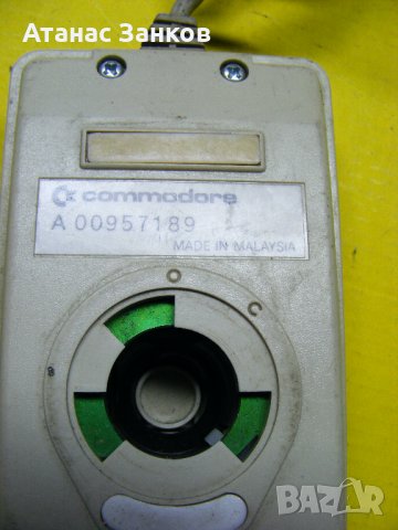 Ретро мишки Commodore "Tank" Mouse от 80-те, снимка 4 - Клавиатури и мишки - 35226289