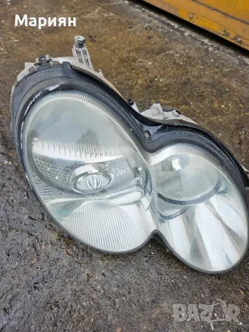 Продавам фар за Мерцедес  SL 500