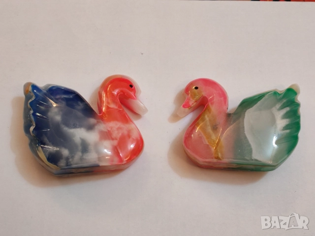 Статуетки два лебеда от цветен мрамор. , снимка 4 - Статуетки - 52444198