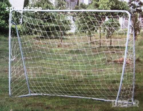Врата за мини футбол с размери 213x150x77 см, сглобяема с мрежа нова. Бързо и лесно сглобяване. Стаб