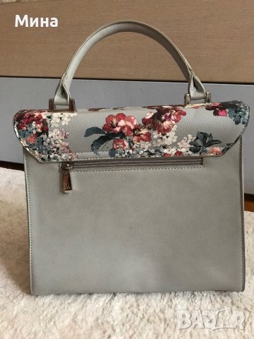 Дамска чанта, снимка 4 - Чанти - 40386242