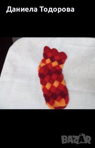 Ръчно плетени чорапи, снимка 2 - Дамски чорапи - 43779861