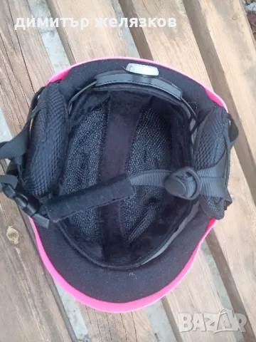 каска за ски , снимка 2 - Зимни спортове - 48071362