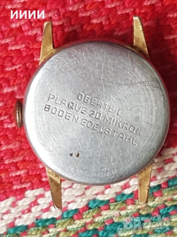 Часовник UMF 20 мк, снимка 2 - Антикварни и старинни предмети - 52856899