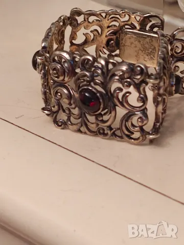 Изумителна Сребърна гривна с позлата и рубини, снимка 7 - Гривни - 47295264