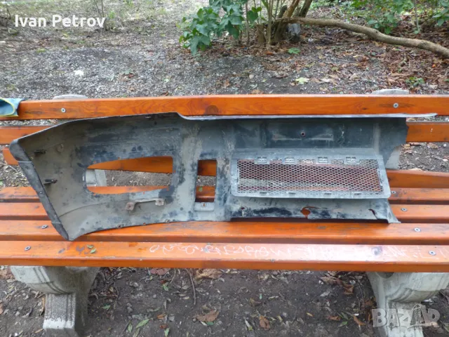 Металната част на предната броня на Land Rover Discovery-II, снимка 4 - Части - 47319356