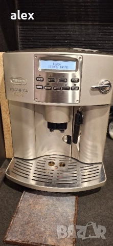 кафемашина Delonghi magnifica