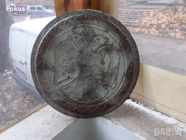 Голяма медна тава поднос с двуглав орел, снимка 3 - Антикварни и старинни предмети - 50999204