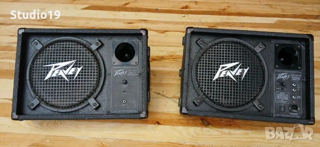 Продавам монитори Peavey es-12pm