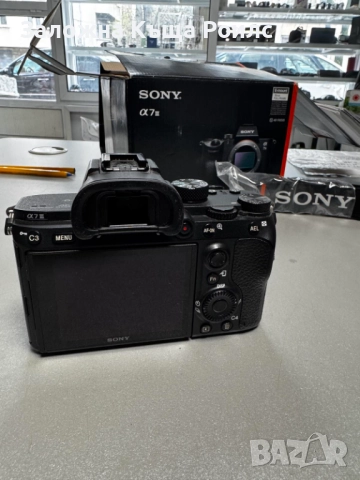 фотоапарат Sony A7 III, снимка 6 - Фотоапарати - 52590127