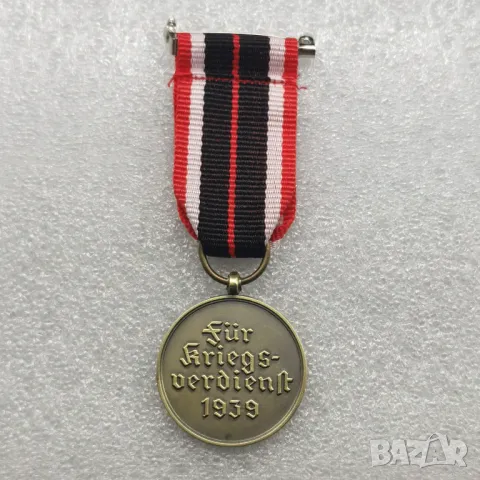 Ордени, медали, бадж от нацистка Германия, снимка 2 - Нумизматика и бонистика - 49682601