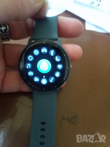 Нов смарт часовник , снимка 2 - Смарт часовници - 39749490