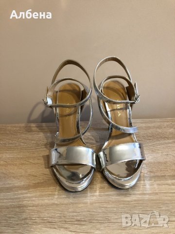 Сребристи обувки на висок ток Zara, снимка 2 - Дамски обувки на ток - 33325256