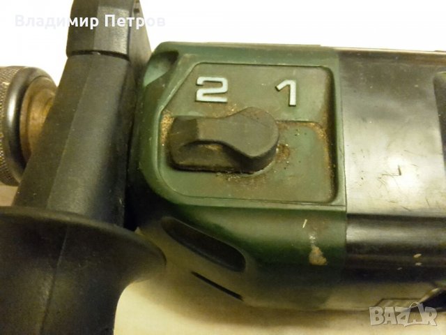 Перфоратор, удърна бормашина BOSCH , снимка 3 - Бормашини - 32421254