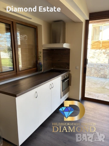 Две къщи с двор в село Загоре, обл. Стара Загора, снимка 7 - Къщи - 53258532