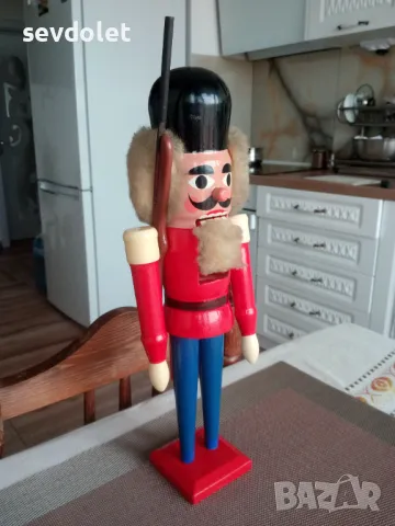 Прекрасна дървена кукла. , снимка 5 - Колекции - 48148698