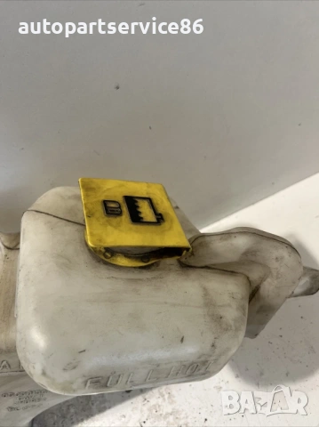 Резервоар за охлаждаща течност с преливане за Jeep Patriot 2.4 Бензин (2008) 05058156AH, снимка 3 - Части - 53525972