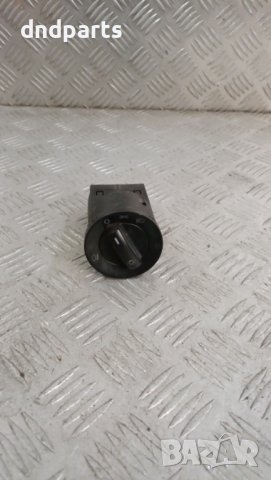 Ключ светлини VW Polo 2003г.	