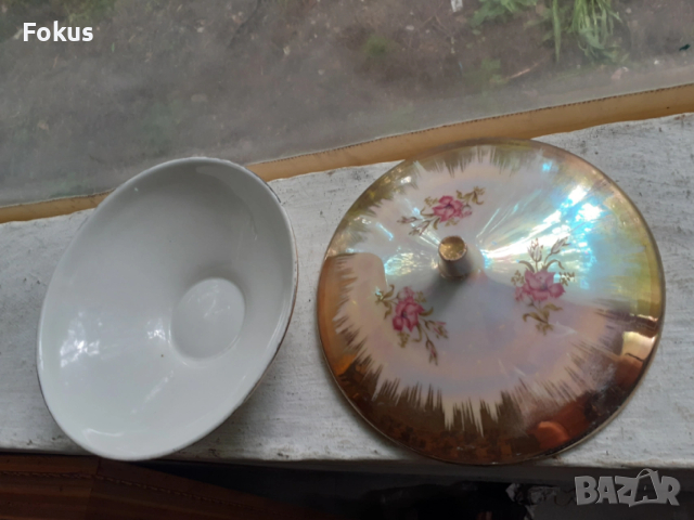 Красива бонбониера с позлата порцелан Розентал Rozenthal, снимка 2 - Антикварни и старинни предмети - 53377489
