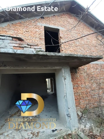 Триетажна вила в село Горски Извор, общ.Димитровград, снимка 2 - Вили - 46384429