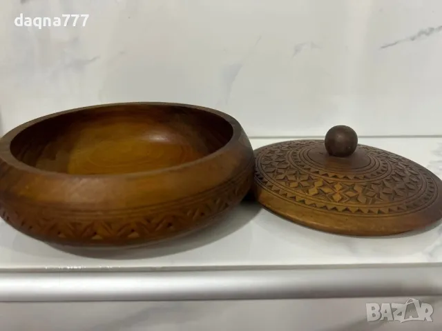 Кръгло ретро ковчеже от дърво, кутия за бижута, снимка 8 - Антикварни и старинни предмети - 49606337