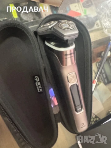 Самобръсначка Philips 9000 series, снимка 4 - Електрически самобръсначки - 50937691