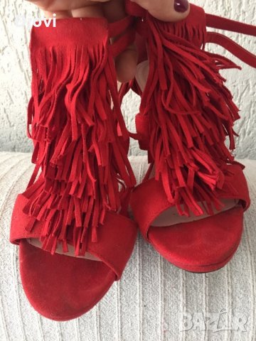 Червени интересни обувки, снимка 3 - Дамски елегантни обувки - 32445010